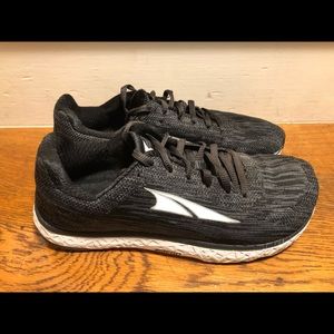 Altra Escalante 1.0. Size 8.